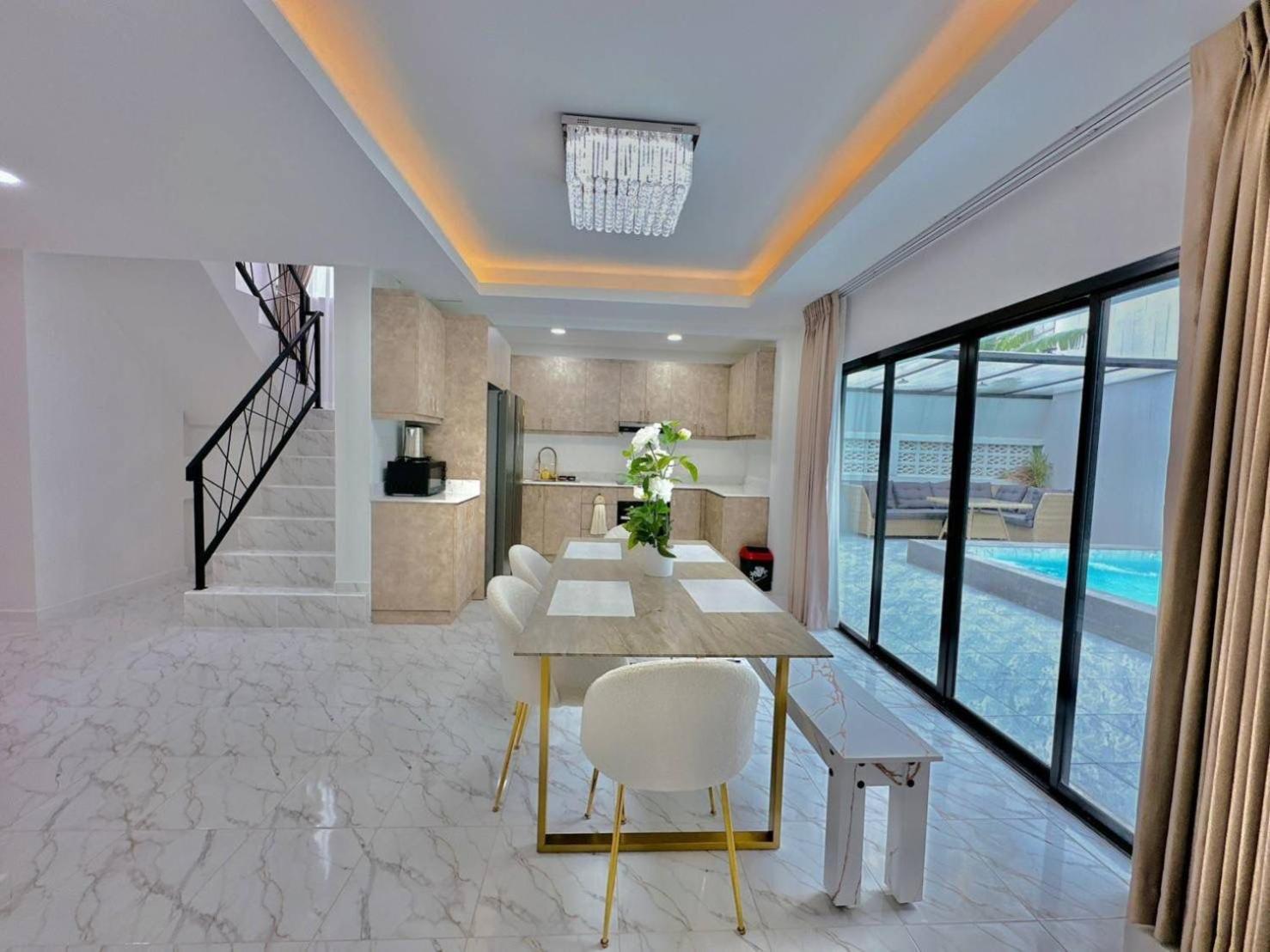 4Bedroom Pool Villa Near Walking St Bonk Pattaya Eksteriør billede