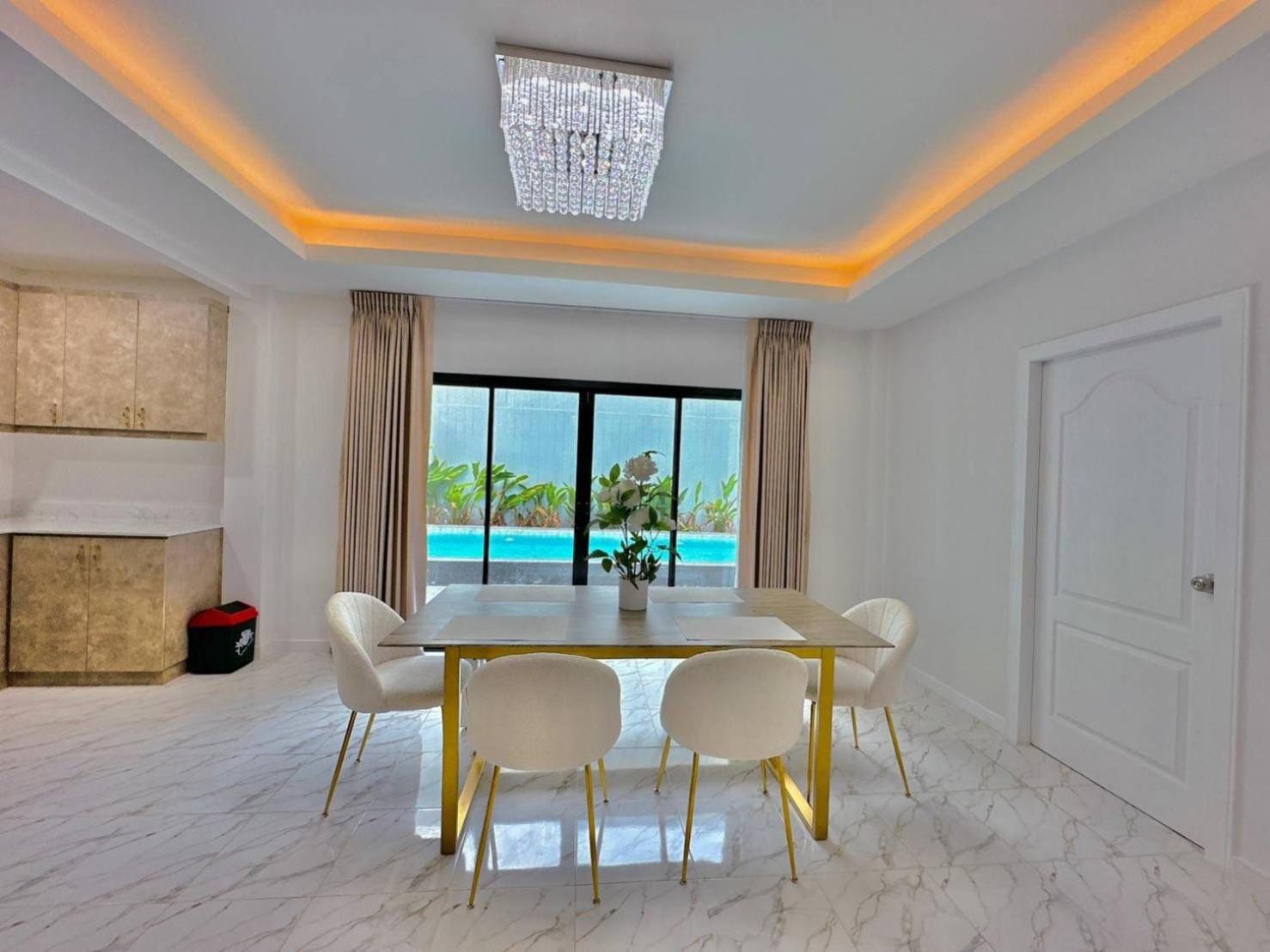 4Bedroom Pool Villa Near Walking St Bonk Pattaya Eksteriør billede