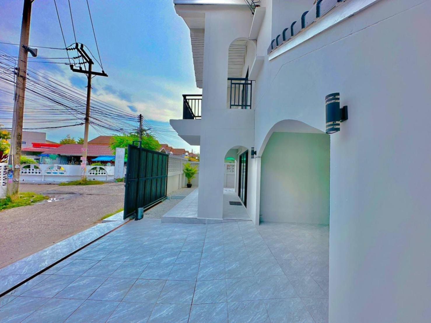4Bedroom Pool Villa Near Walking St Bonk Pattaya Eksteriør billede
